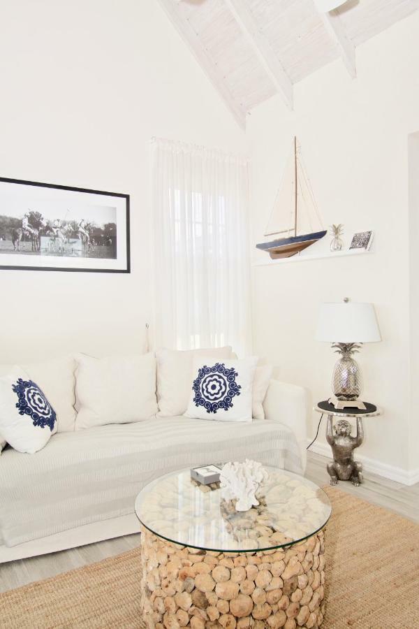 Villa West Rock *